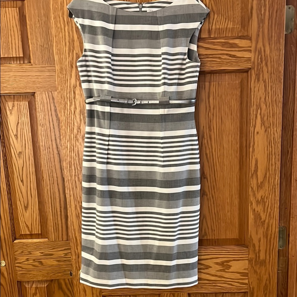 Calvin Klein Gray and White Sheath Midi Dress Bateau Neckline